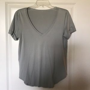 LuLuLemon Light Green T-Shirt: Size 8